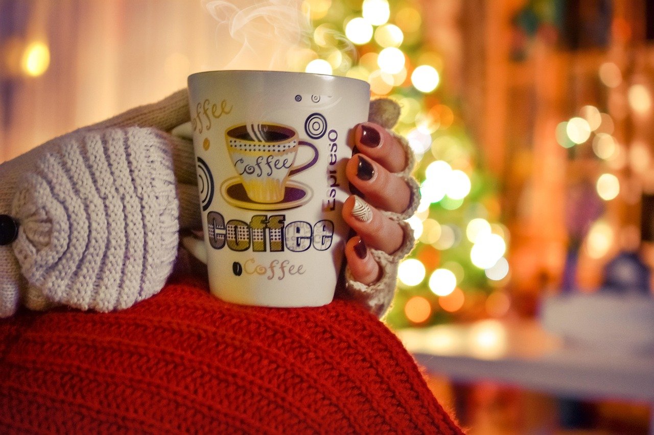 coffe, winter, cold, hot, tea cup, drink, cup, relax, girl, tea, home-1736902.jpg
